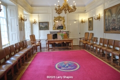 the Mahamad (meeting room)